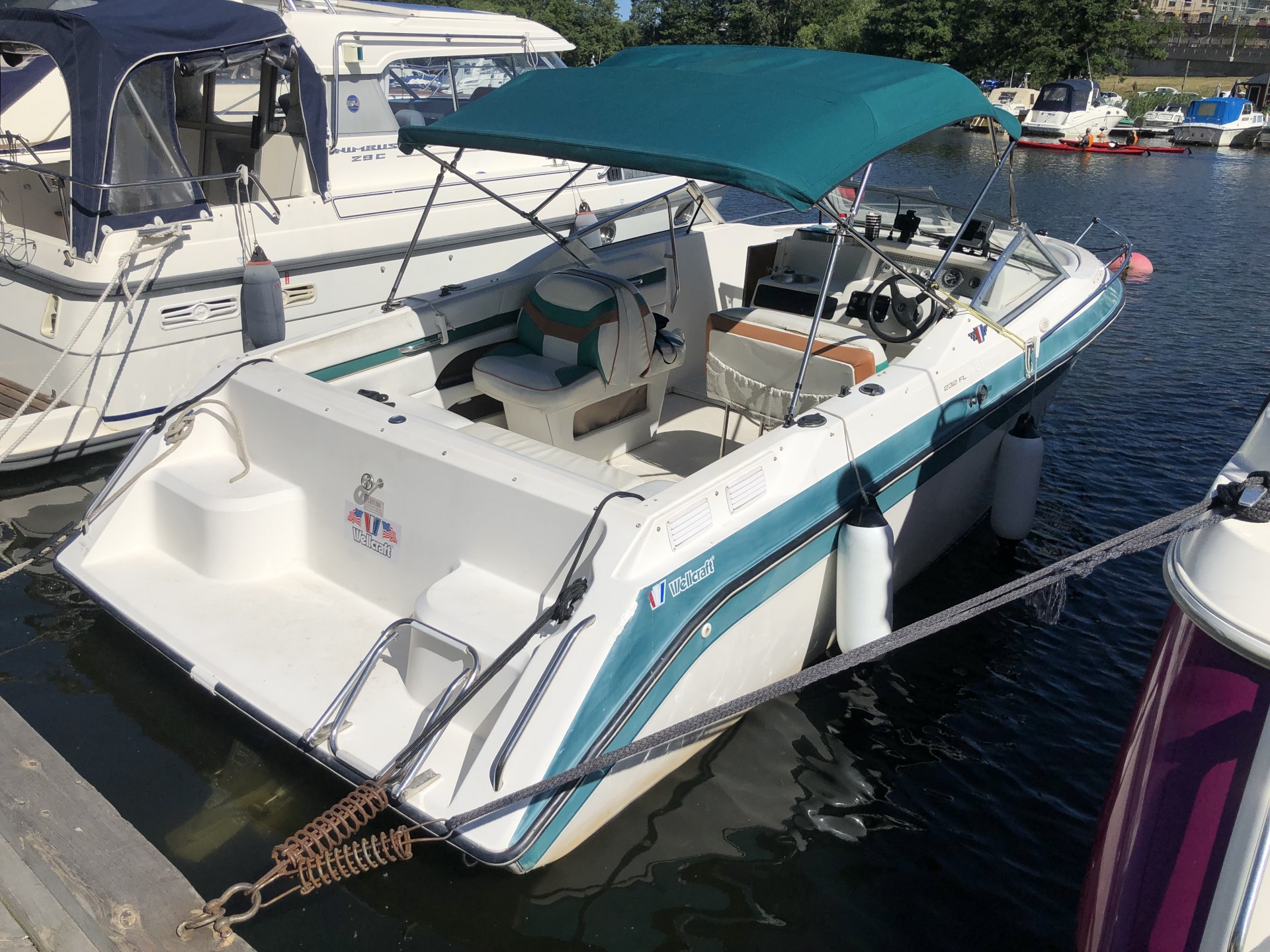 Wellcraft 232 Bowrider Daycruiser | Skipperi