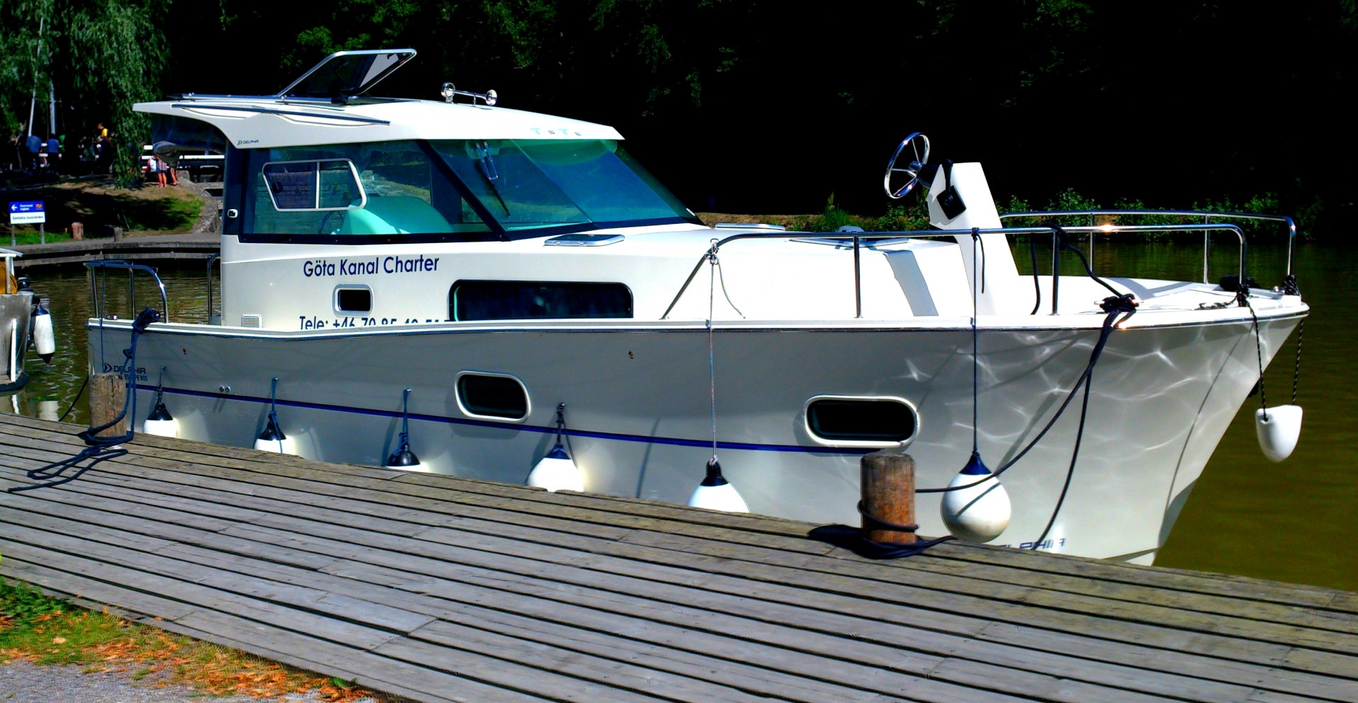 Delphia Escape 800 Skipperi