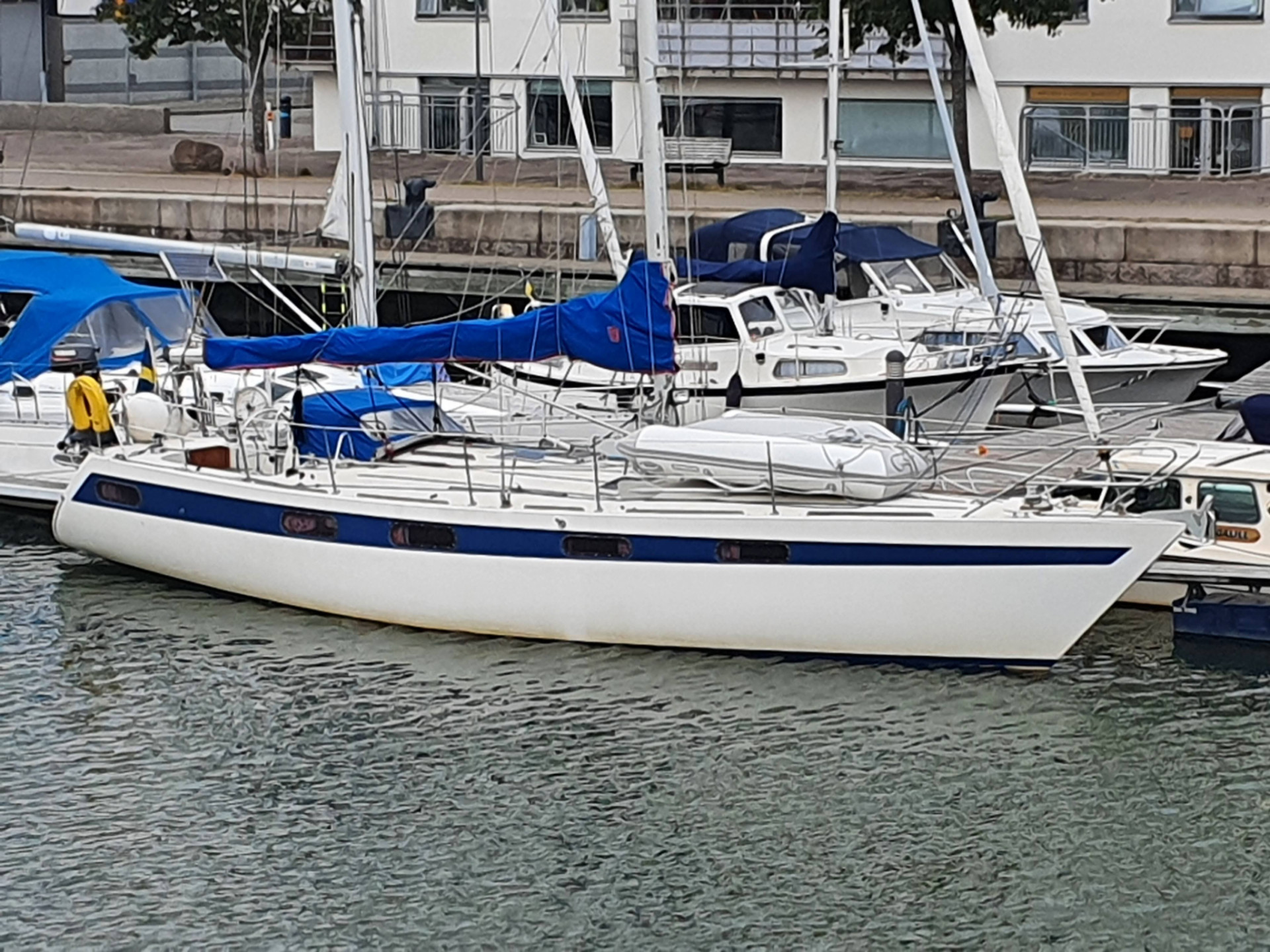 ansa 42 sailboat